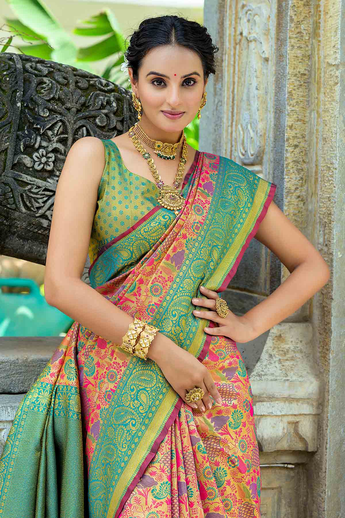 Rama Zari Woven Design Saree