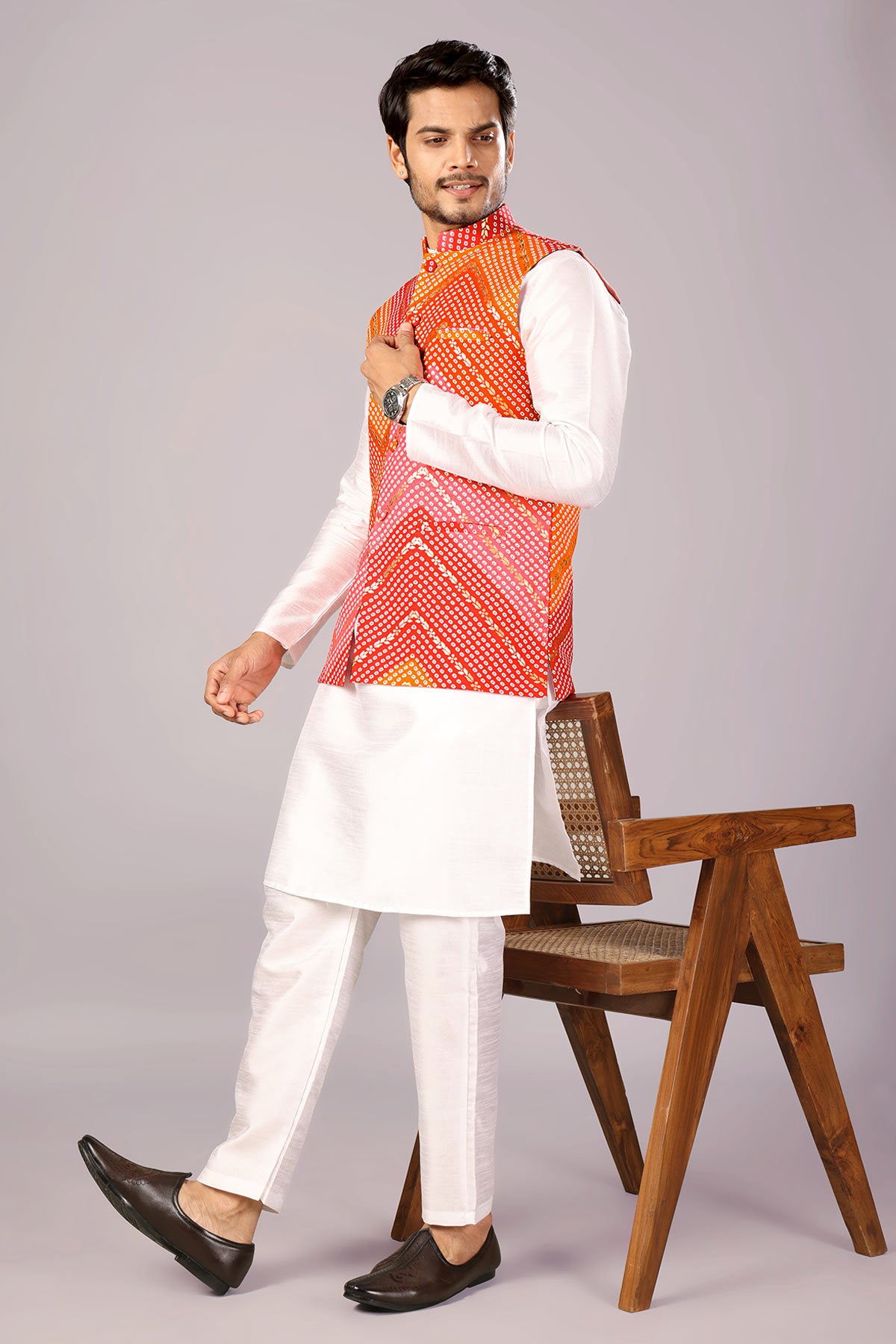 Red And Orange Bandhani Bundi
