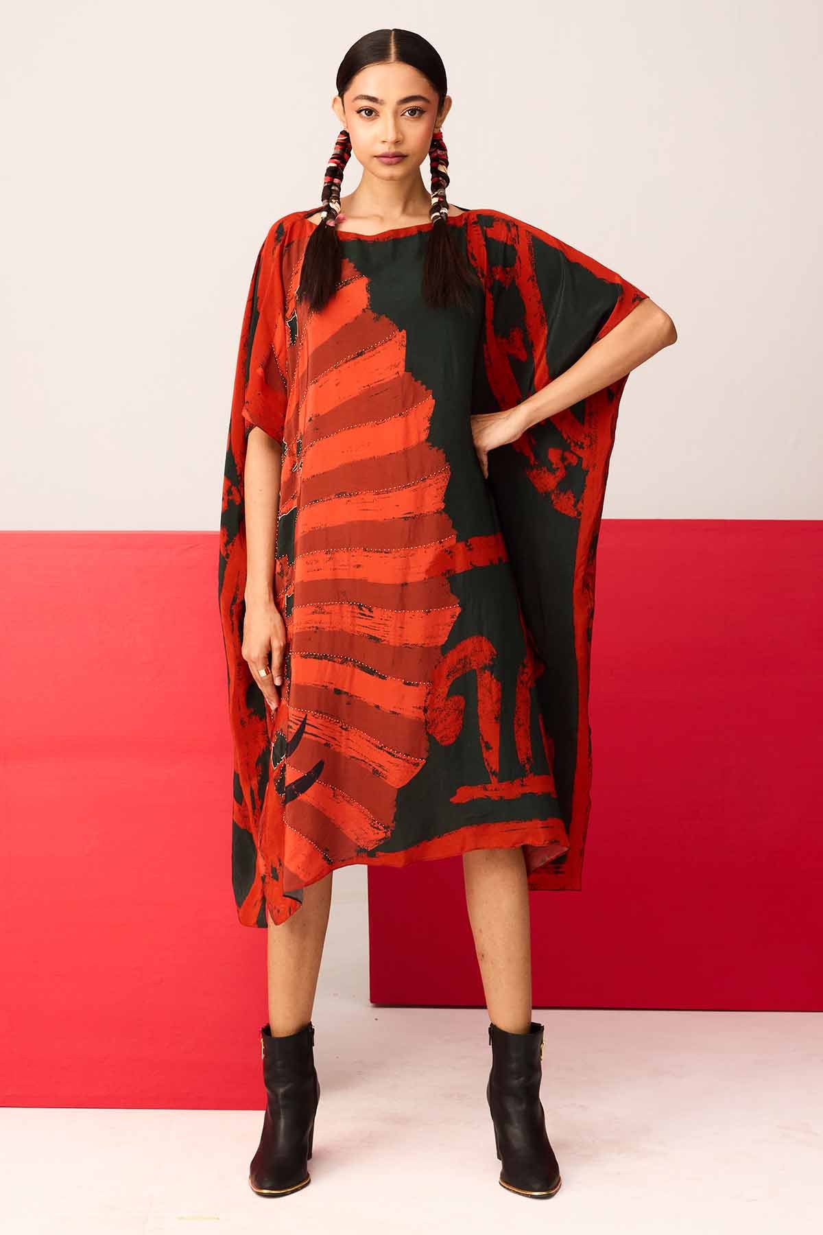 Buy Red & Black Embroidered Kaftan by Shristi Chetani for women online at ScrollnShops