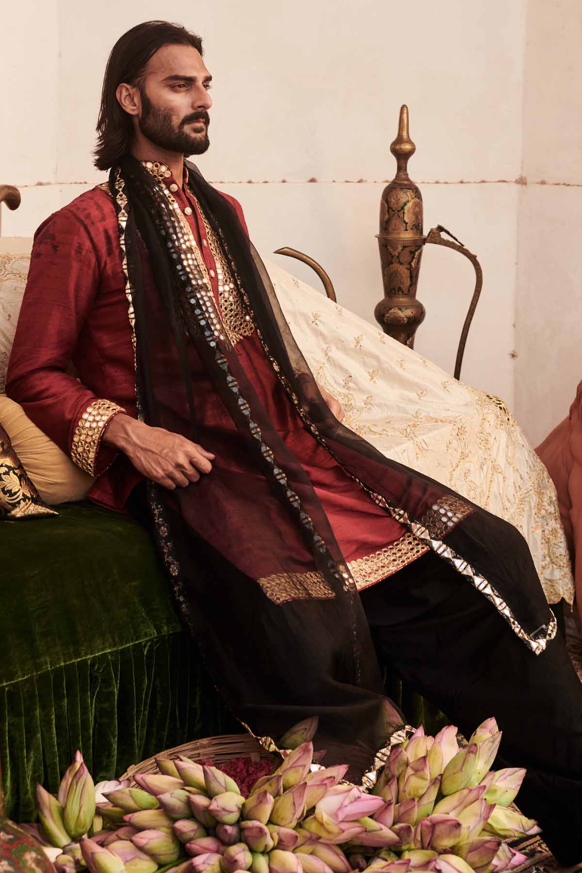 Red & Black Kurta Set & Stole