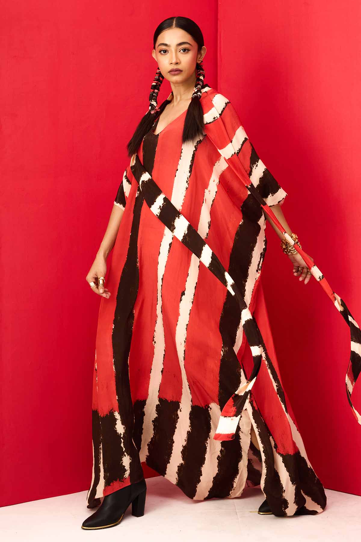 Red Crepe Printed V-Neck Kaftan
