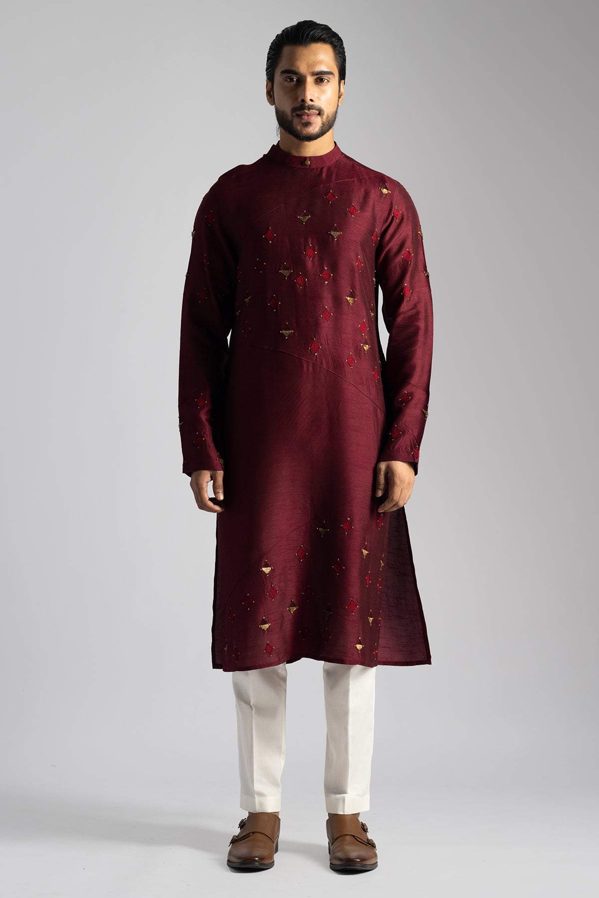 Buy Red Geometric Motif Kurta Set for men by Paarsh Atelier online available at scrollnshops