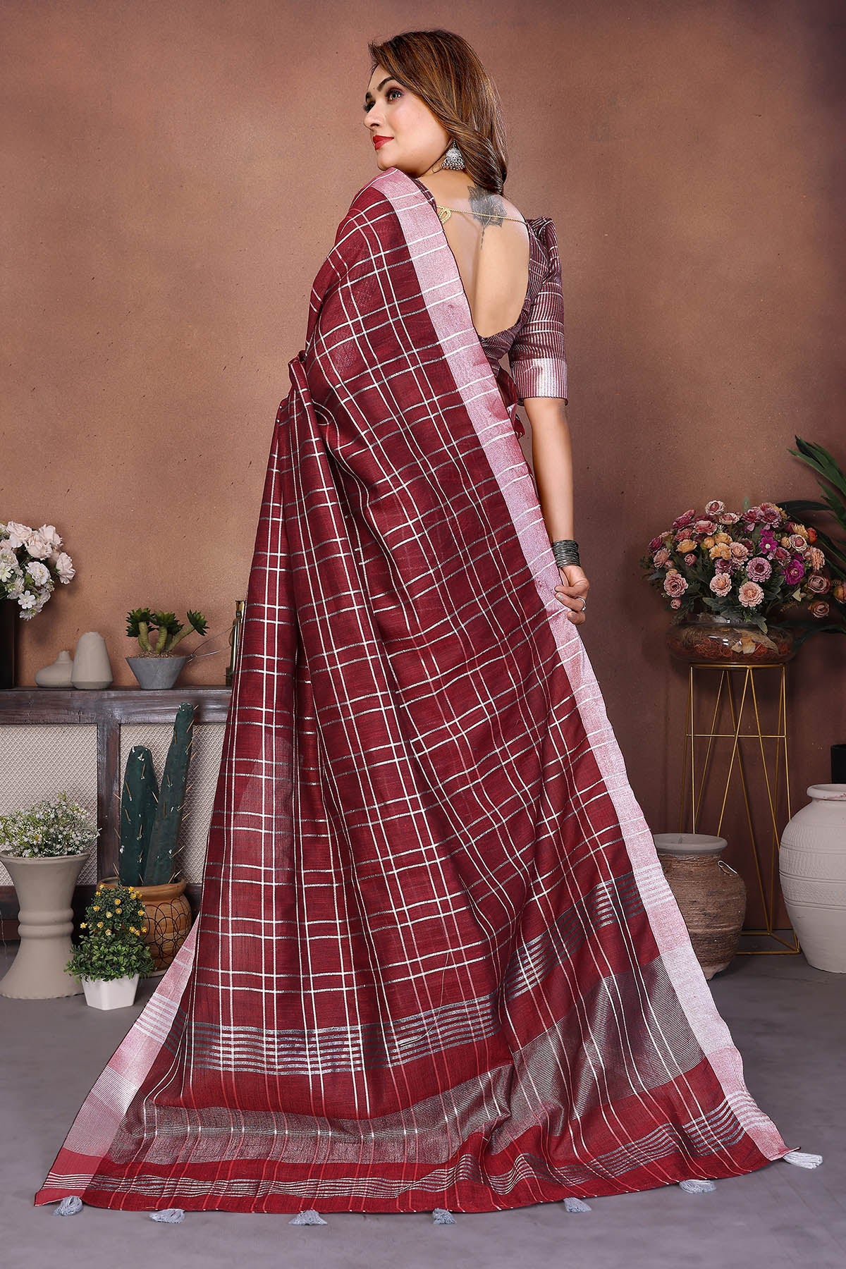 Red Linen Weaving Fancy Saree