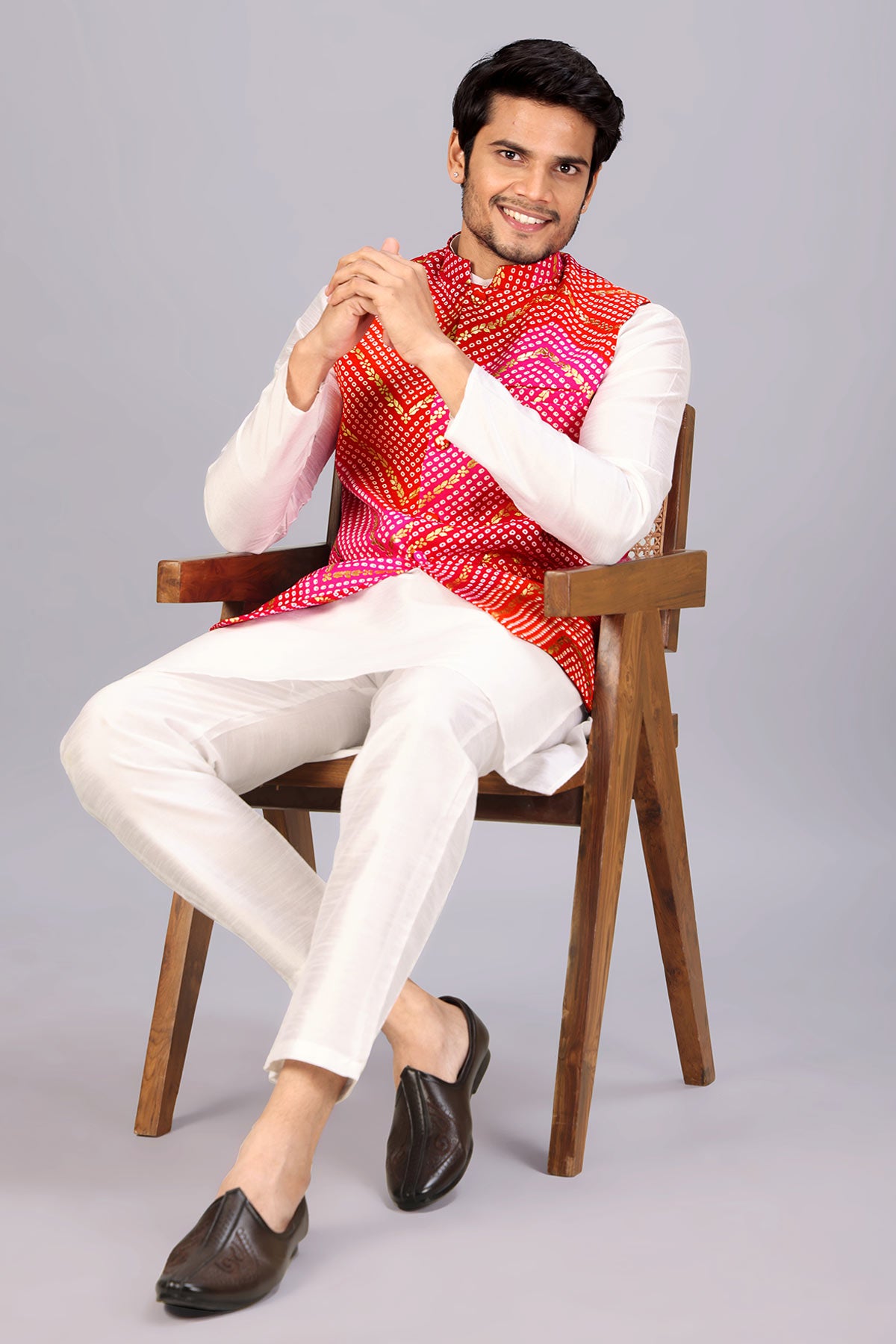 Red & Pink Bhandani Print Bundi