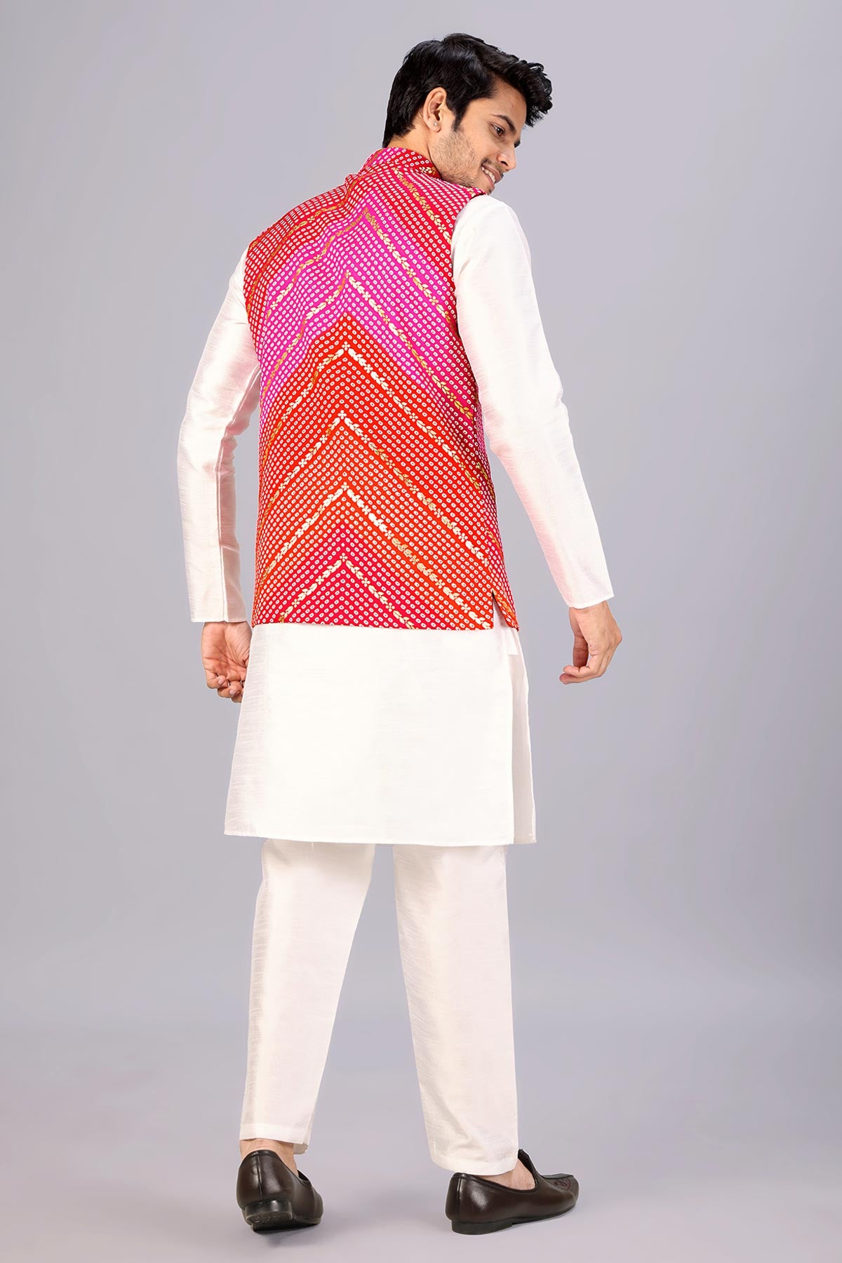 Red & Pink Bhandani Print Bundi