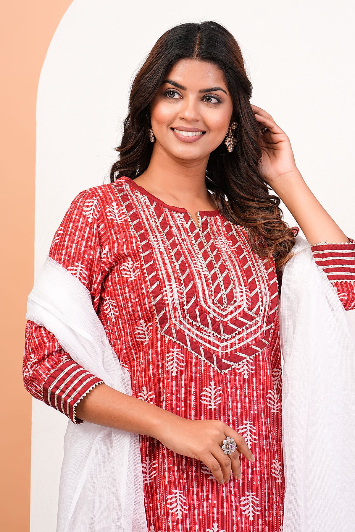 Red Print Lace Detail Kurta Set
