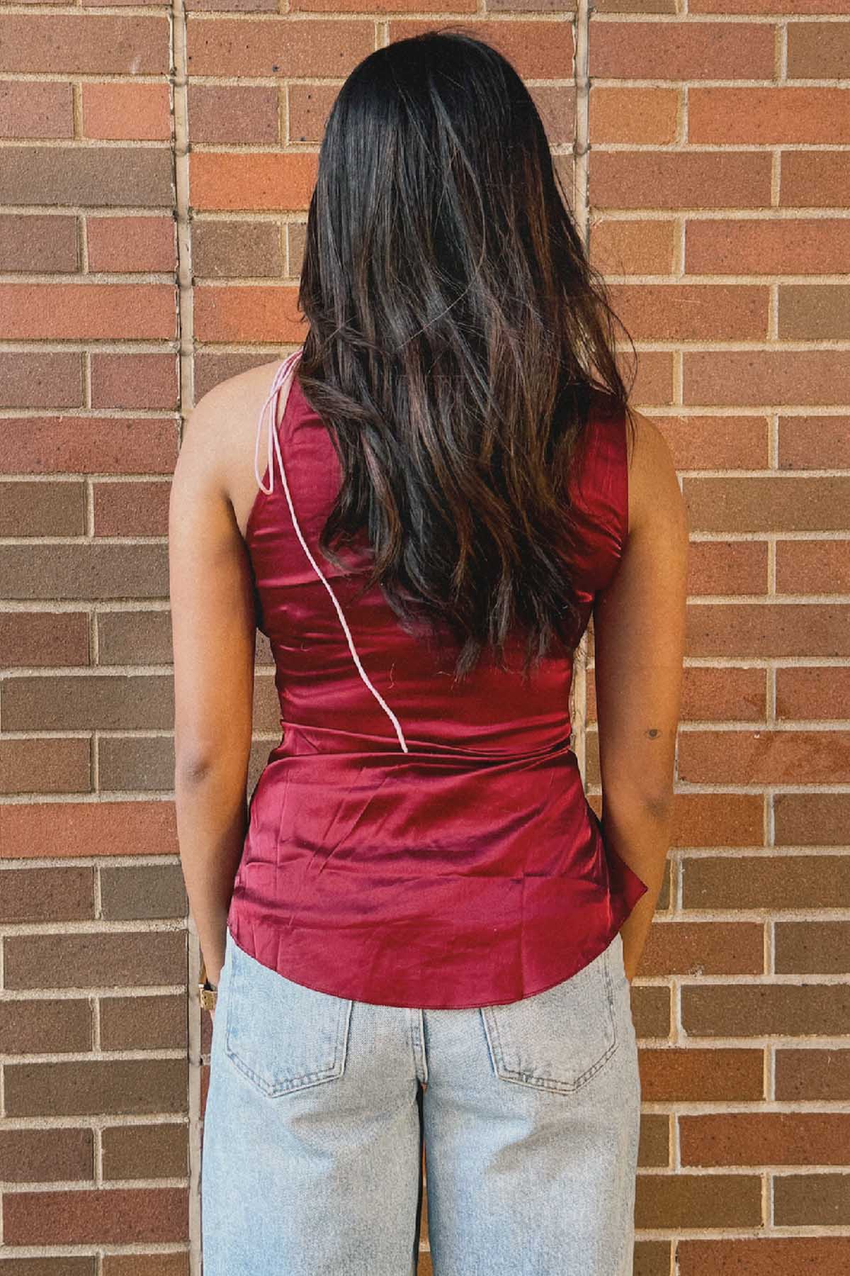 Red Sleeveless Drape Tie-Up Top