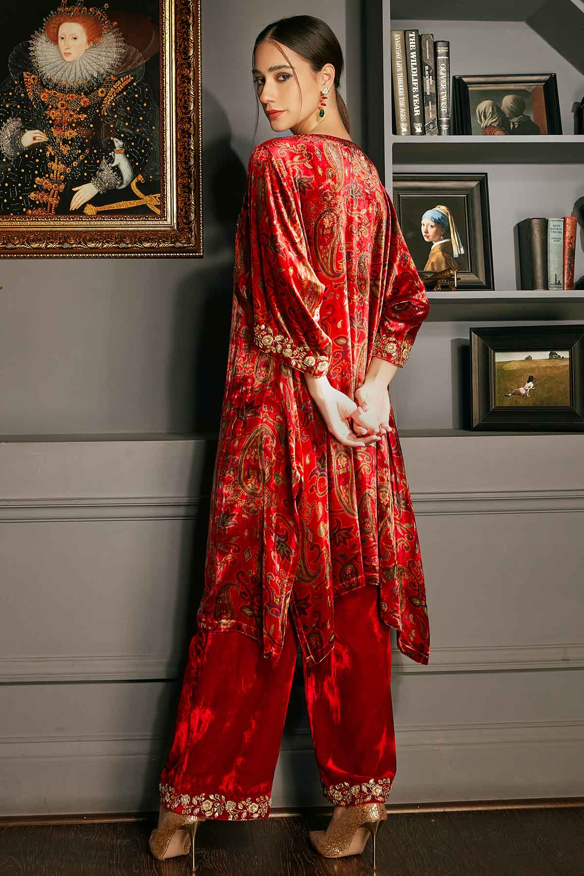 Red Velvet Print Kurta & Pants