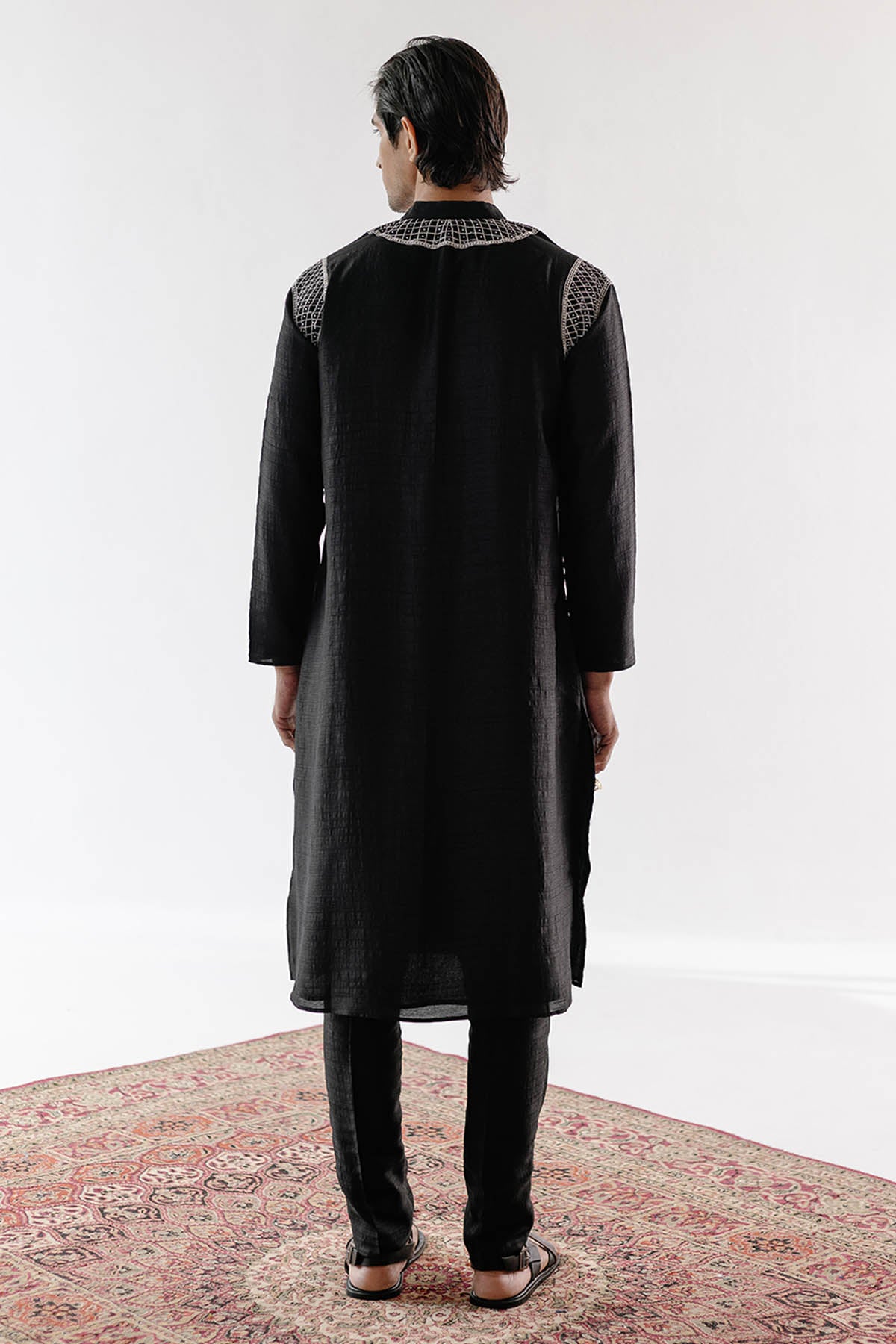 Resham Embroidered Black Kurta Set