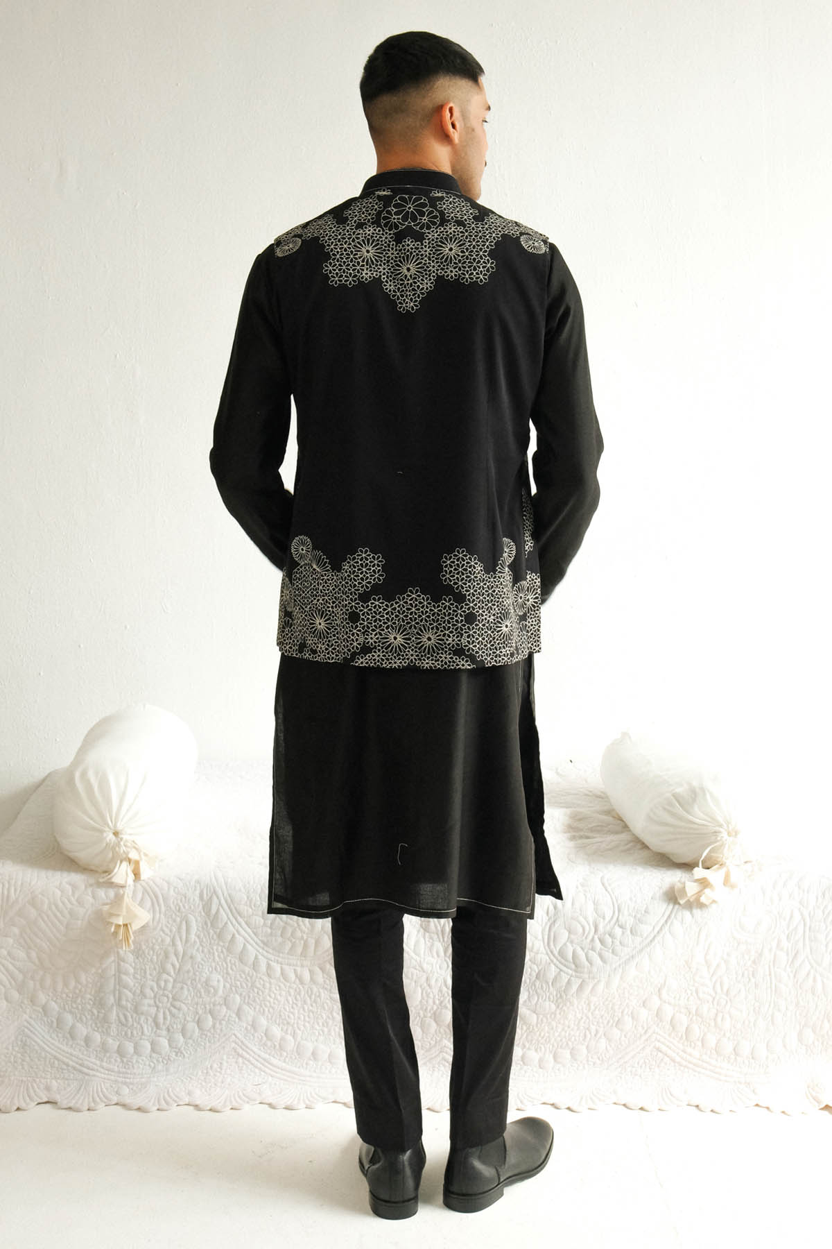 Resham Embroidered Bundi Set