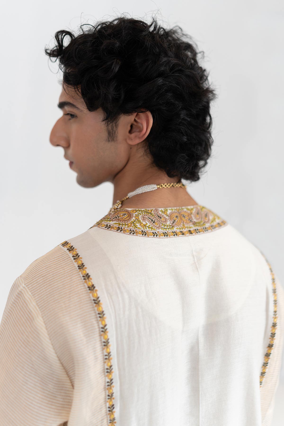 Resham Ivory Kurta And Pants