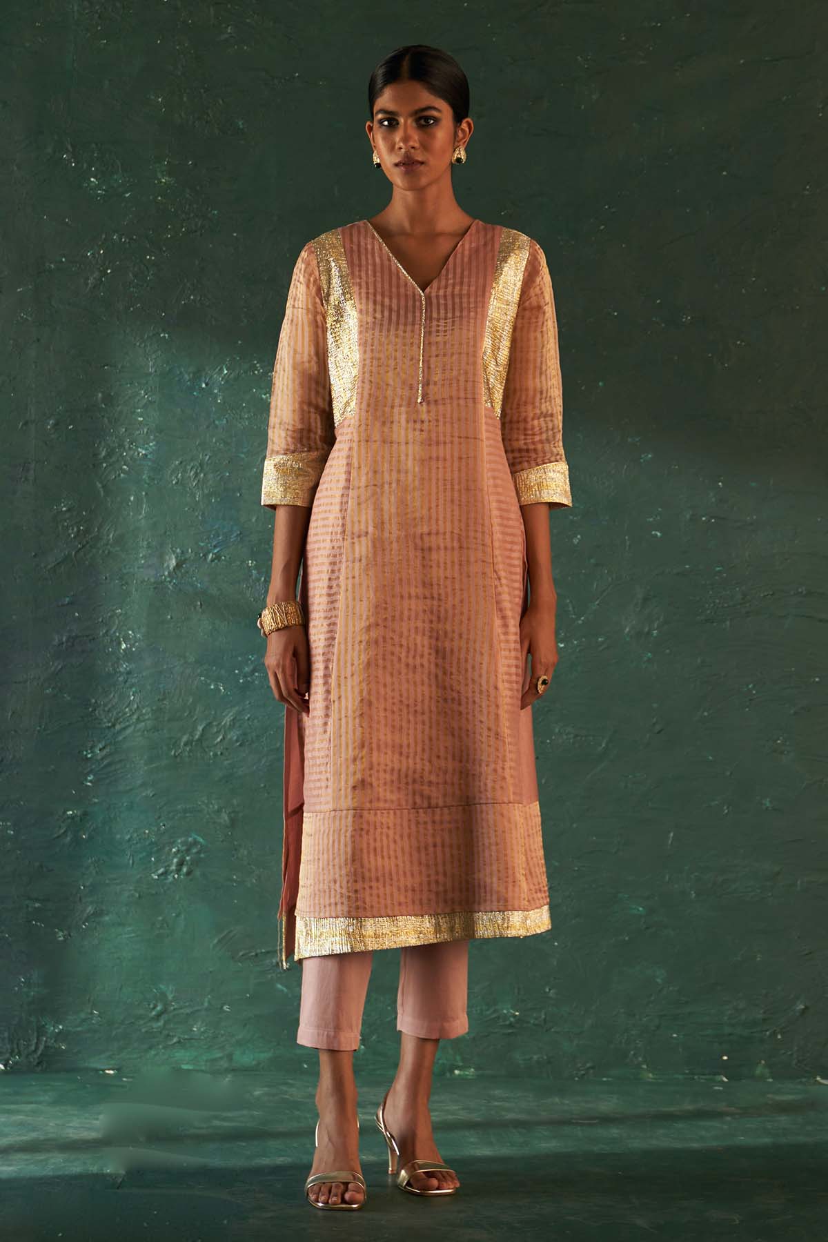 Rose Pink Gota V-Neck Kurta Set