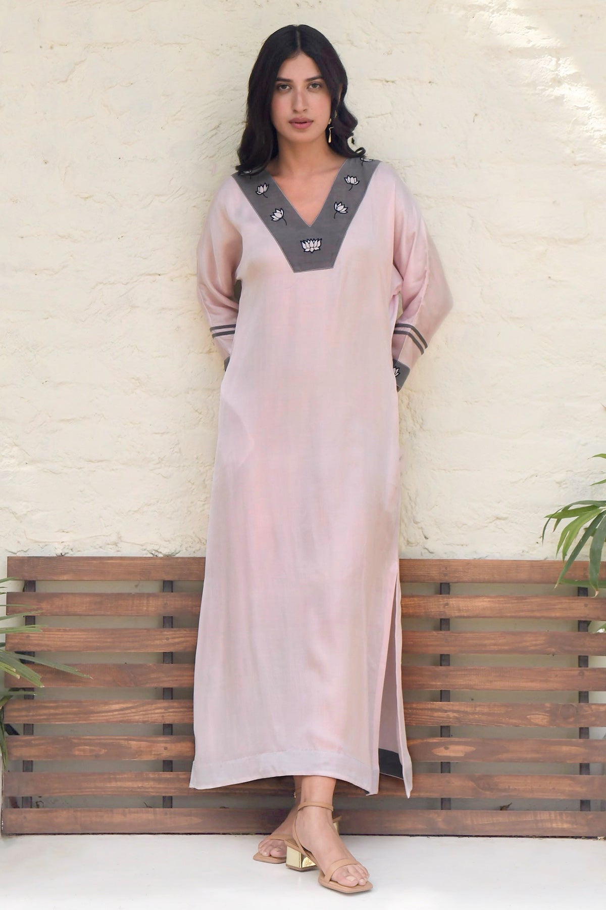 Rose Pink V-Neck Long Kaftan