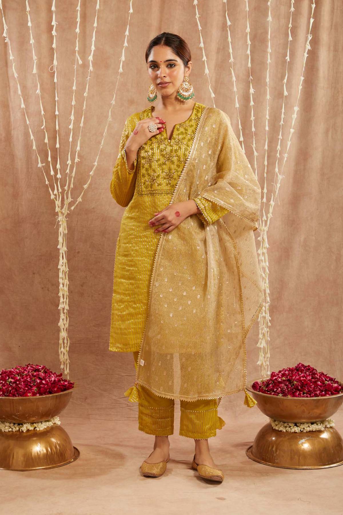 Buy Satka Net Gold Tassel Dupatta by Nero for women online at ScrollnShops