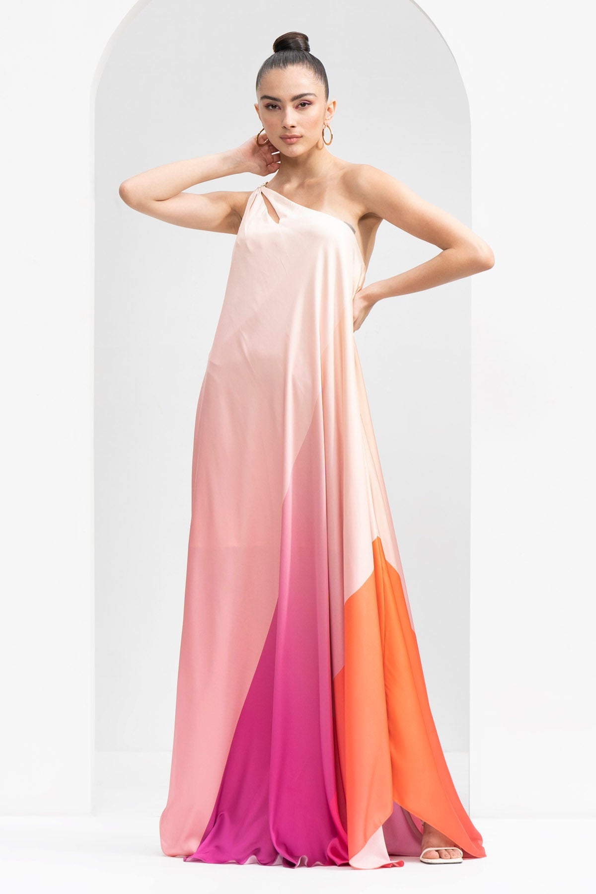 Buy Shaded Pink Printed Kaftan by Mandira Wirk