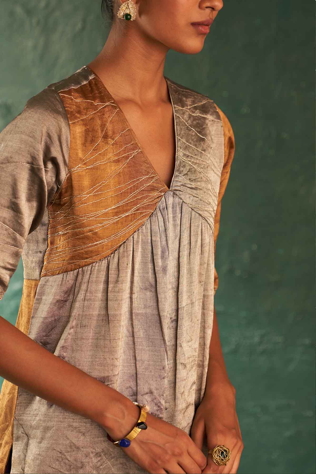 Silver & Gold V-Neck Kurta Set