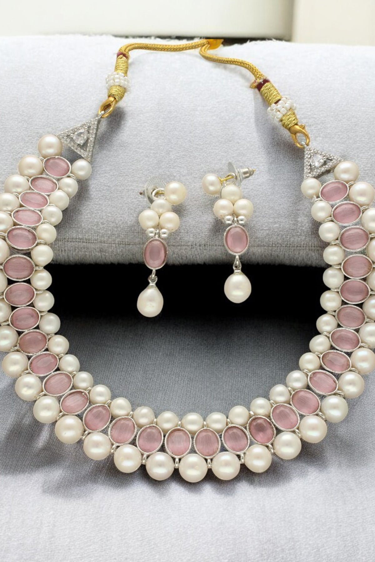Silver Round Shaped Jewellery