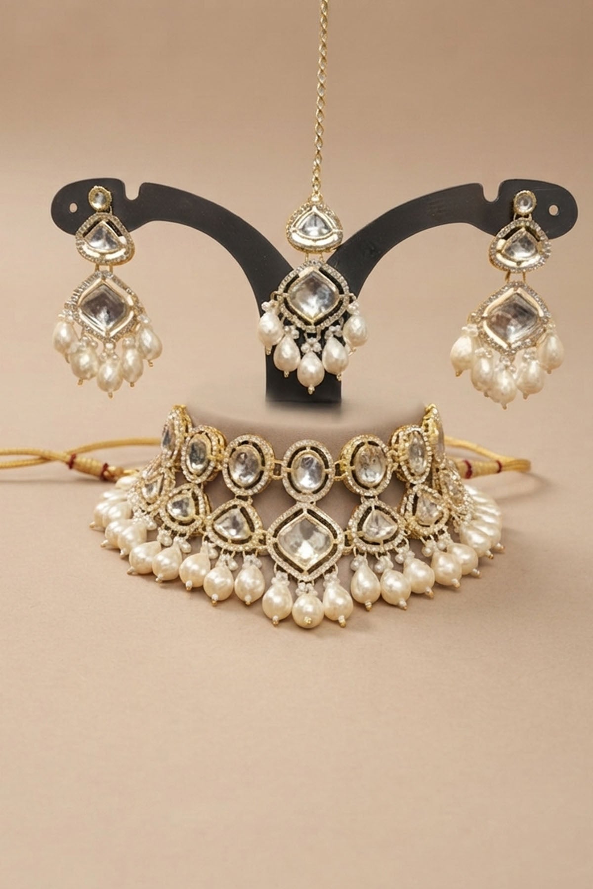 Silver Tone Pearl Jewellery Set