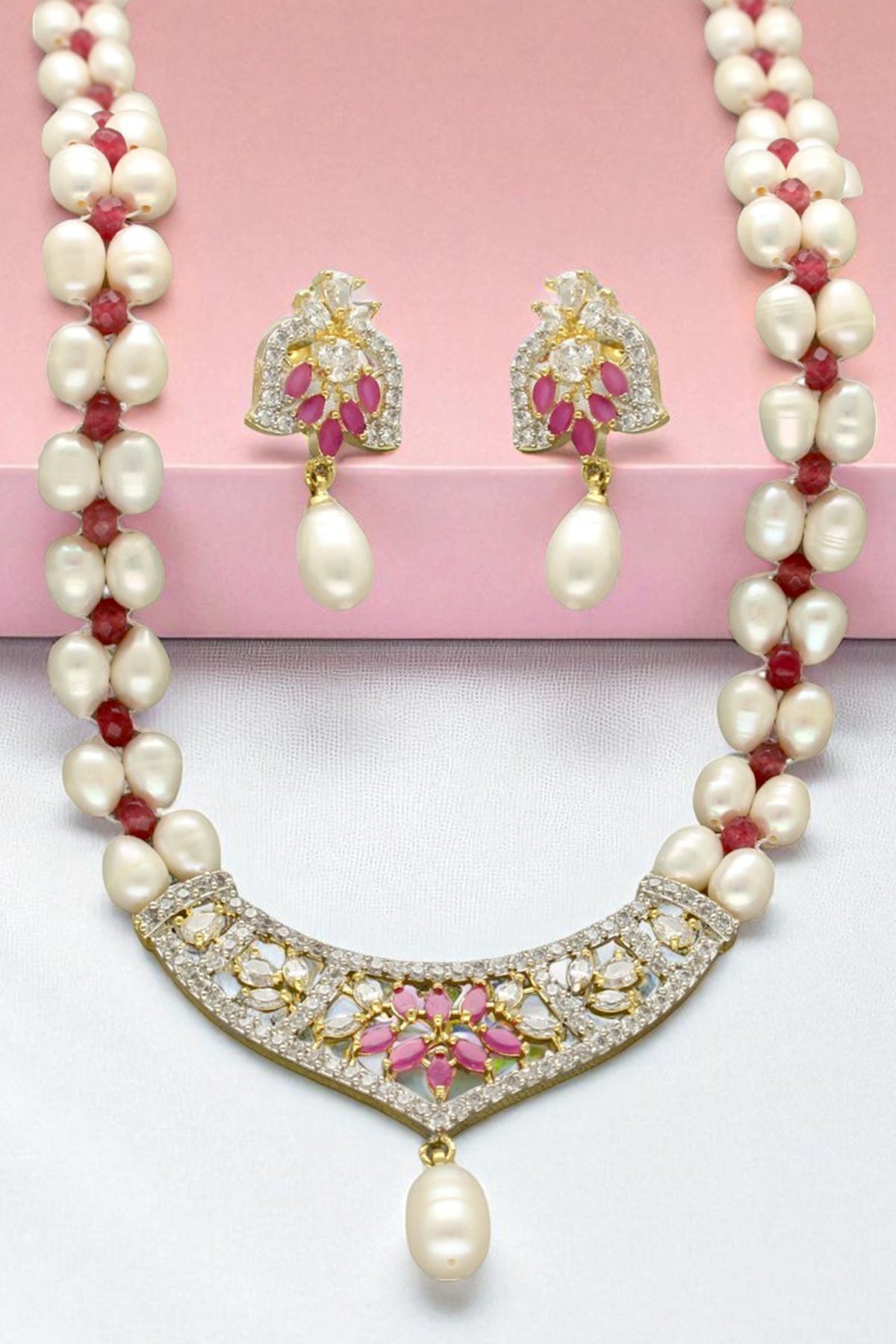 Silver White Oval Jewellery Set