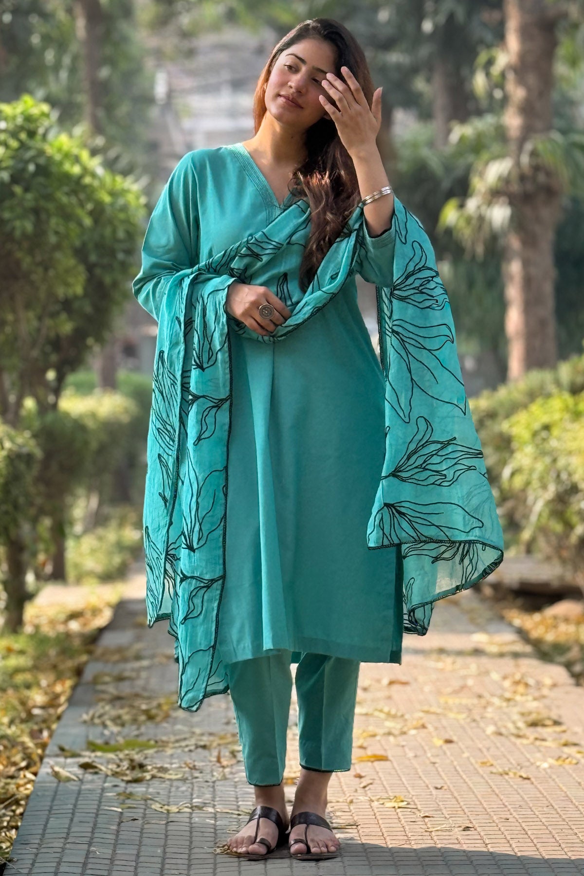 Teal Thread Detailed Kurta Set