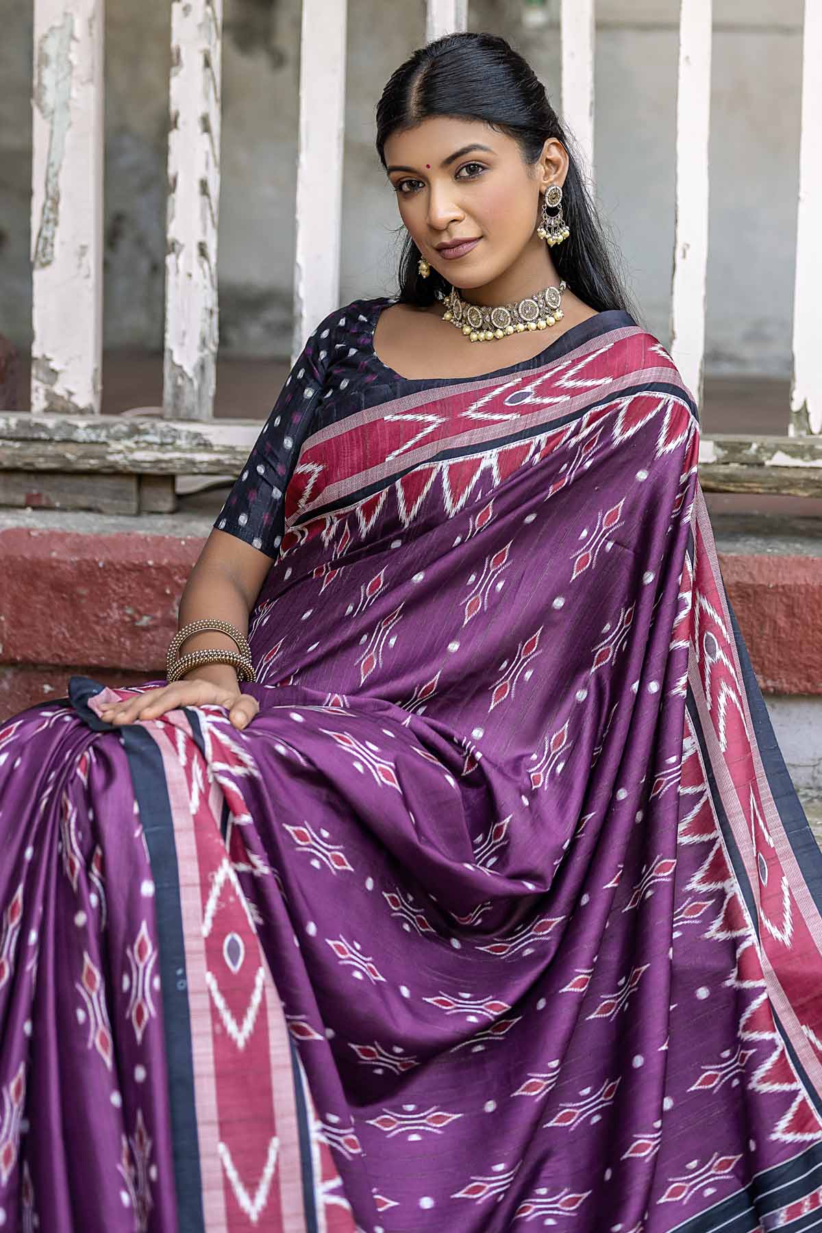 Temple Border Wine Saree