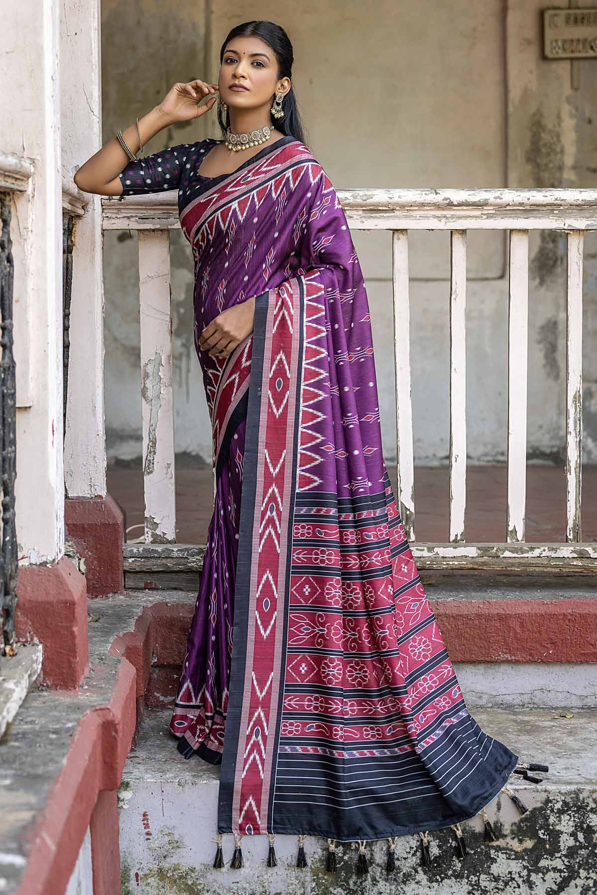 Temple Border Wine Saree