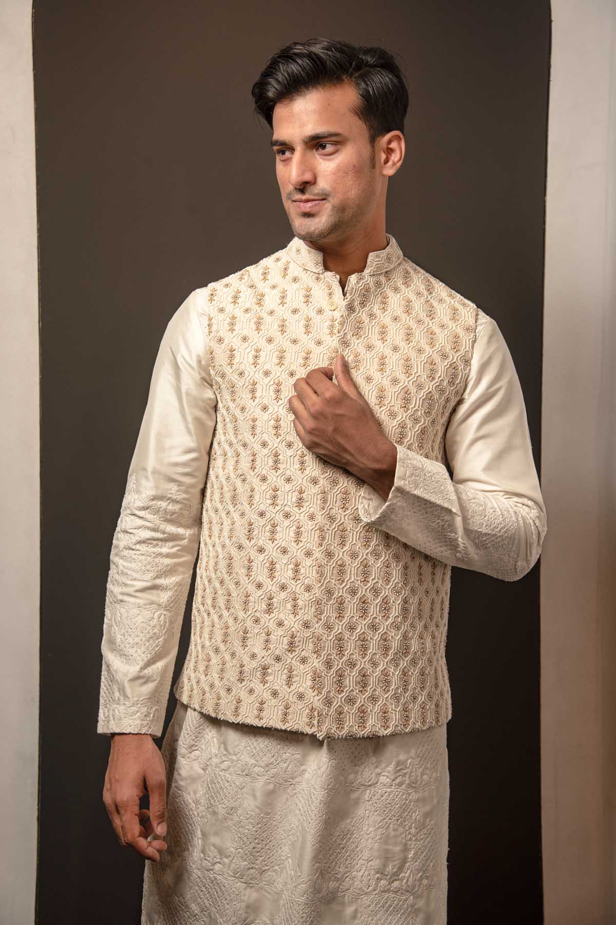 Tiny Floral Embroidered Bandi