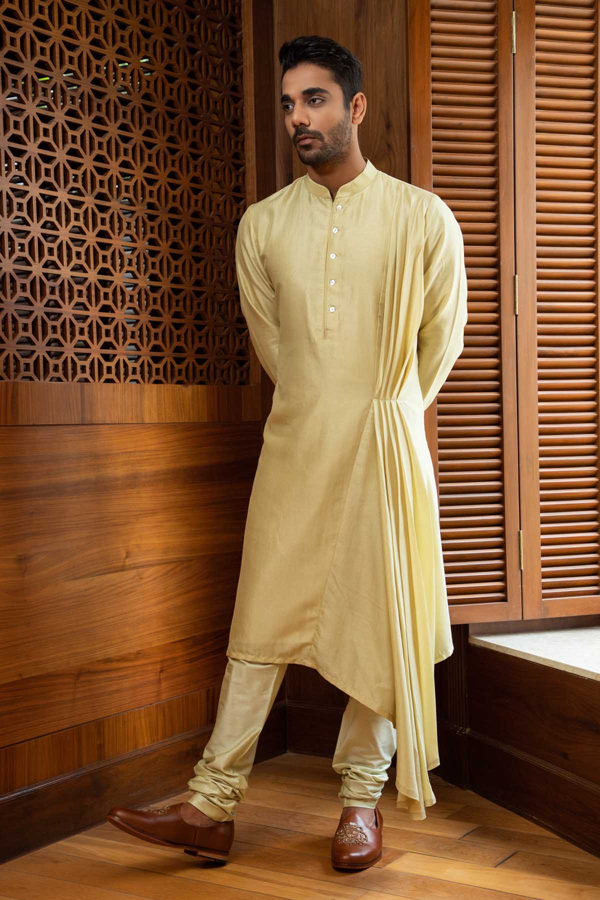 Tone On Tone Bandi Kurta Set