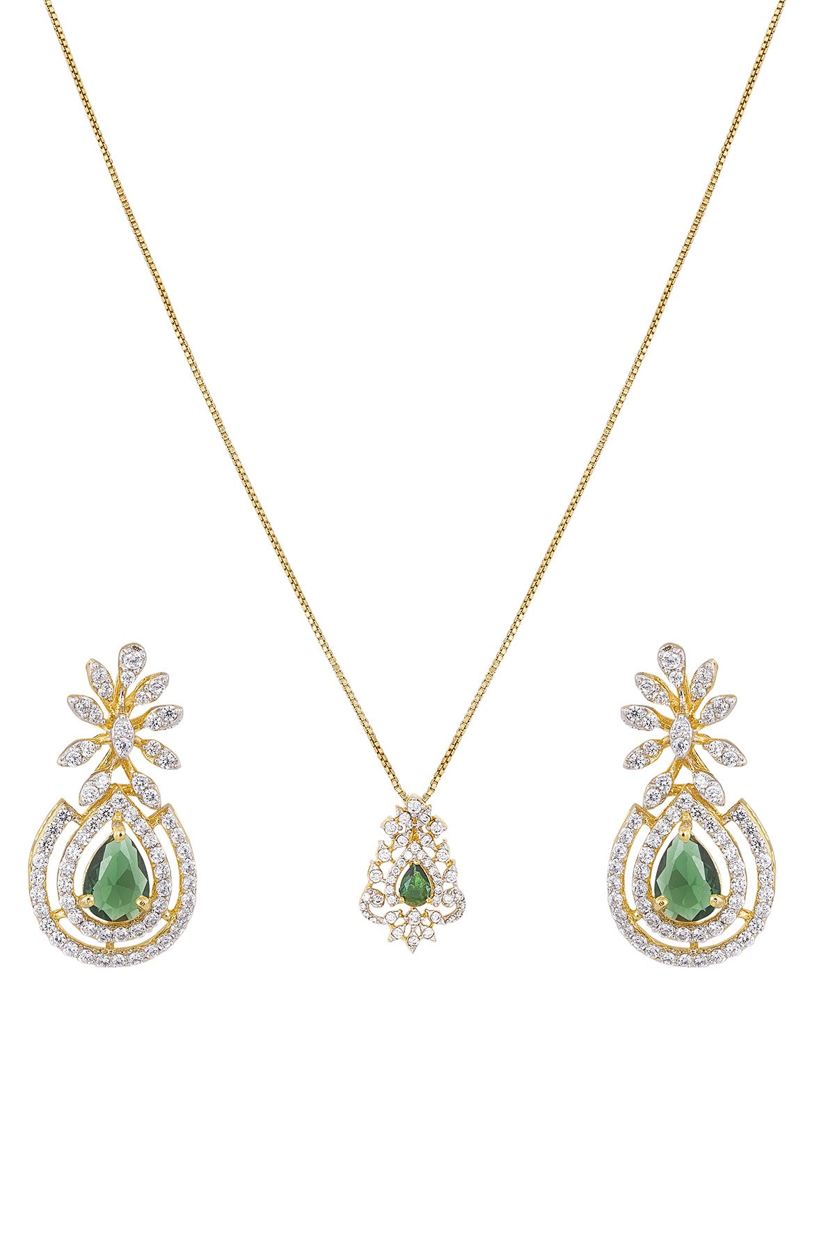 Triangular Diamond Pendant Set