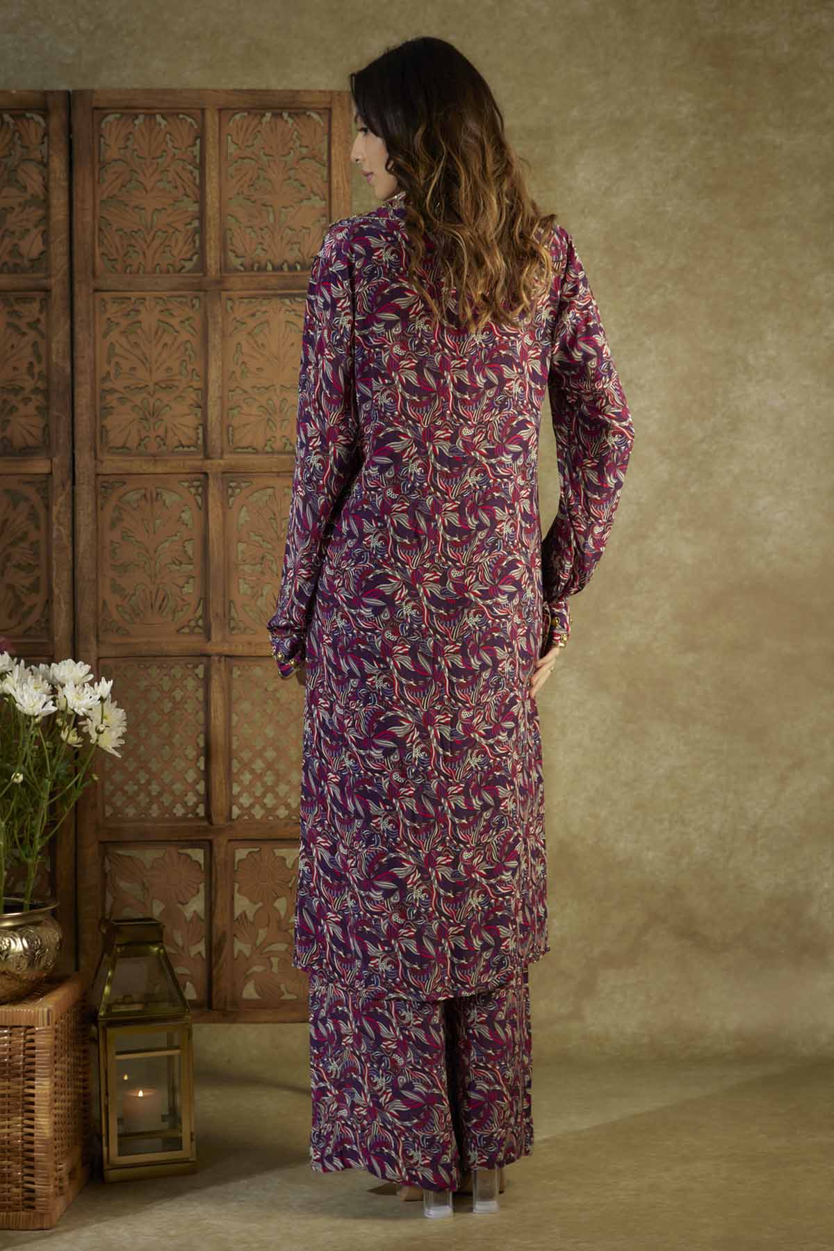 Turtle Embroidered Kurta & Pants