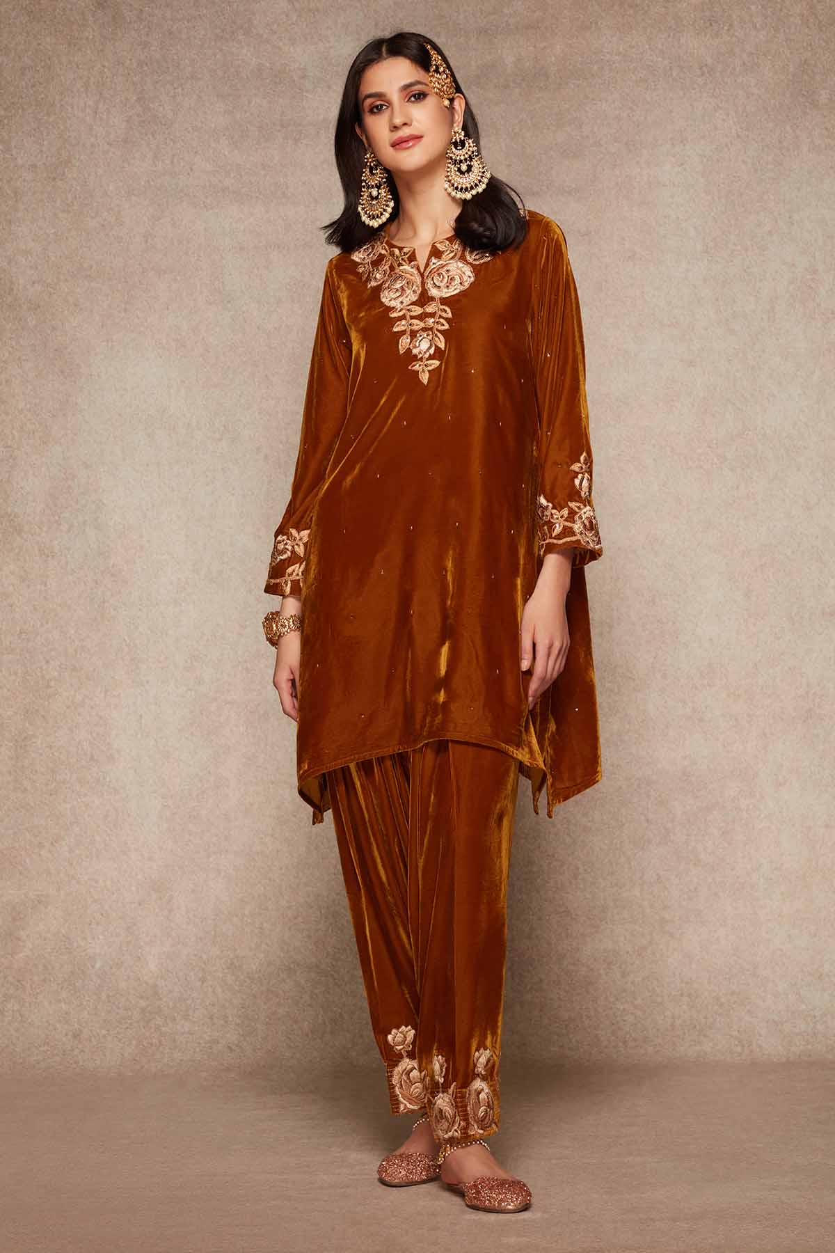 Buy Velvet Embroidered Salwar Set by Ajiesh Oberoi for women online at ScrollnShops