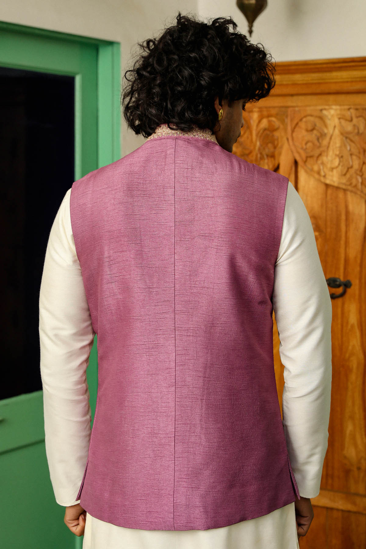 Violet Zari Embroidered Bundi