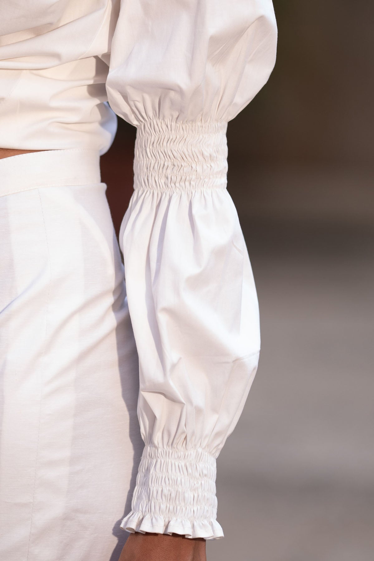 White Cotton Puffy Sleeves Shirt