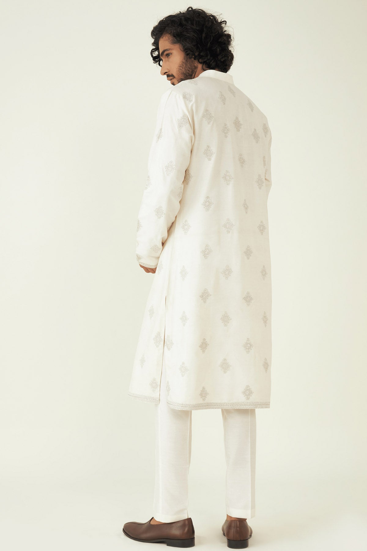 White Zari Embroidered Kurta Set