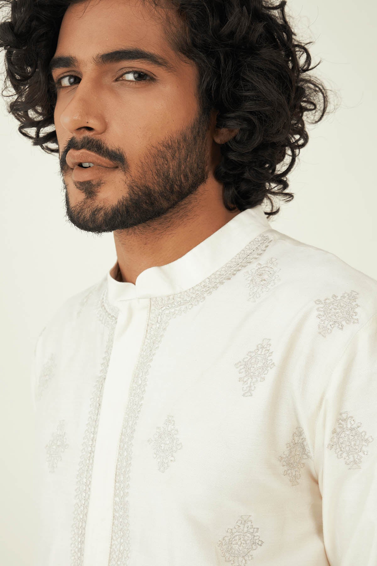 White Zari Embroidered Kurta Set