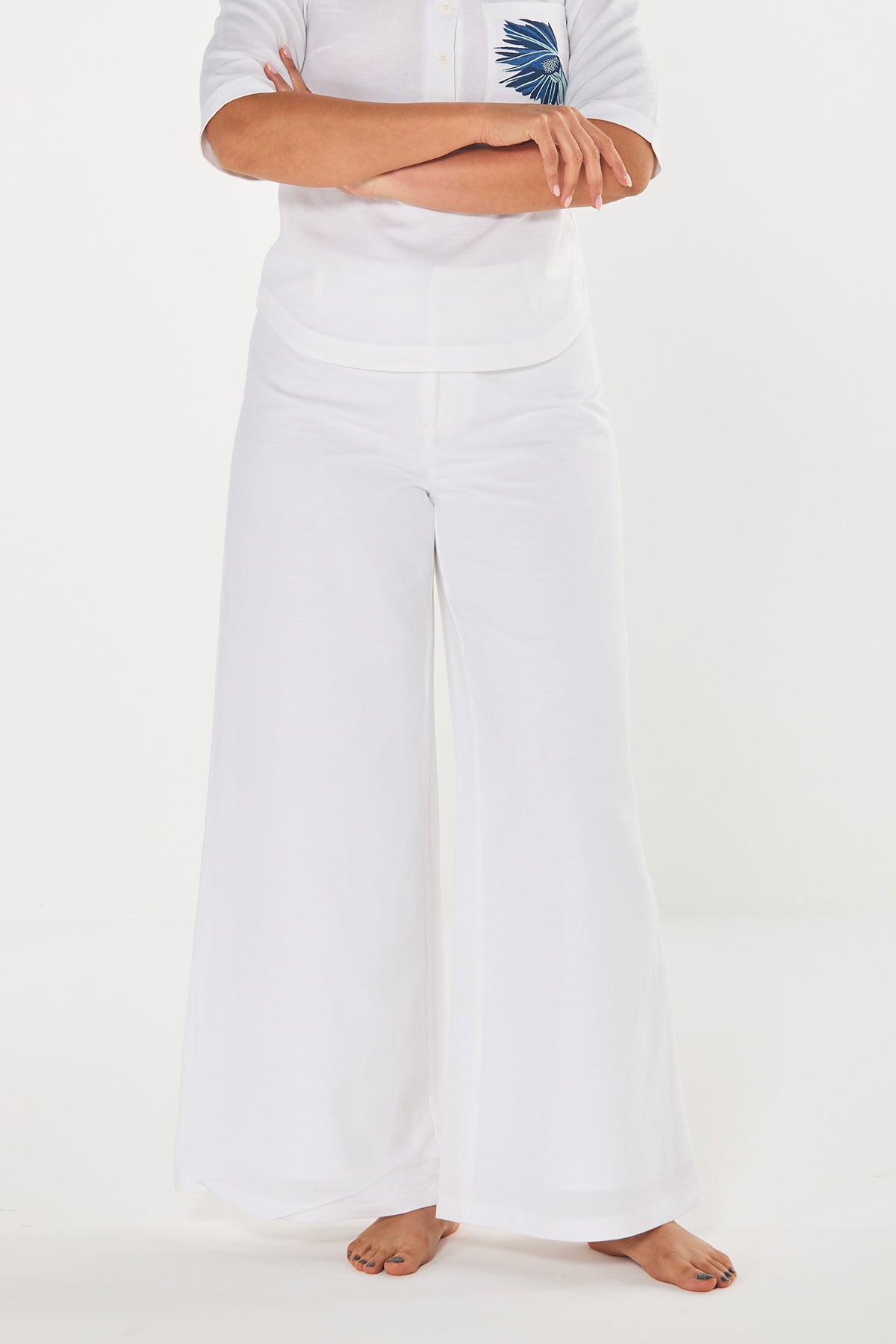 Buy White 100% Linen Blend Pants by Ashita Fernandes for Women online at ScrollnShops