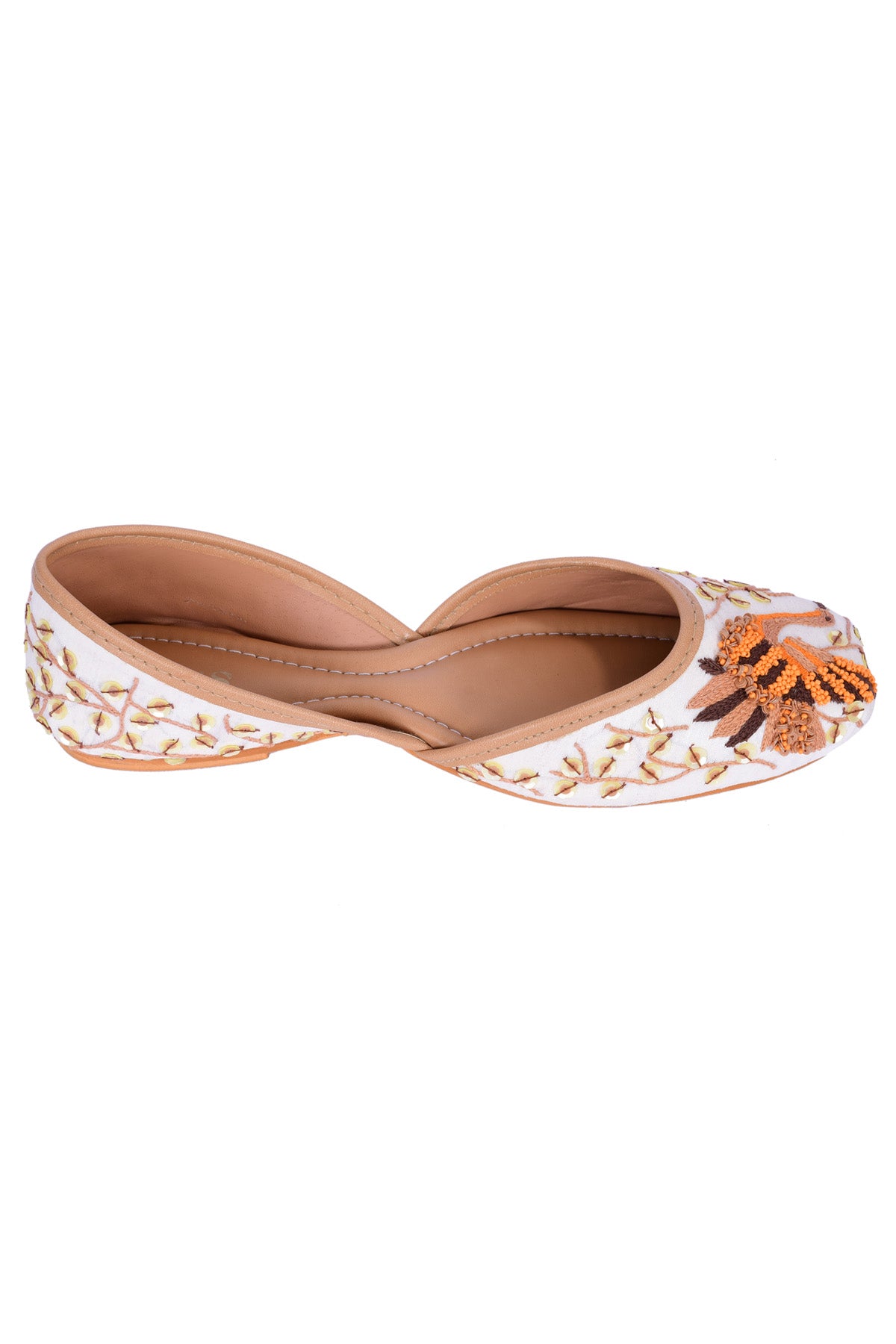 White Bird Embroidered Jutti
