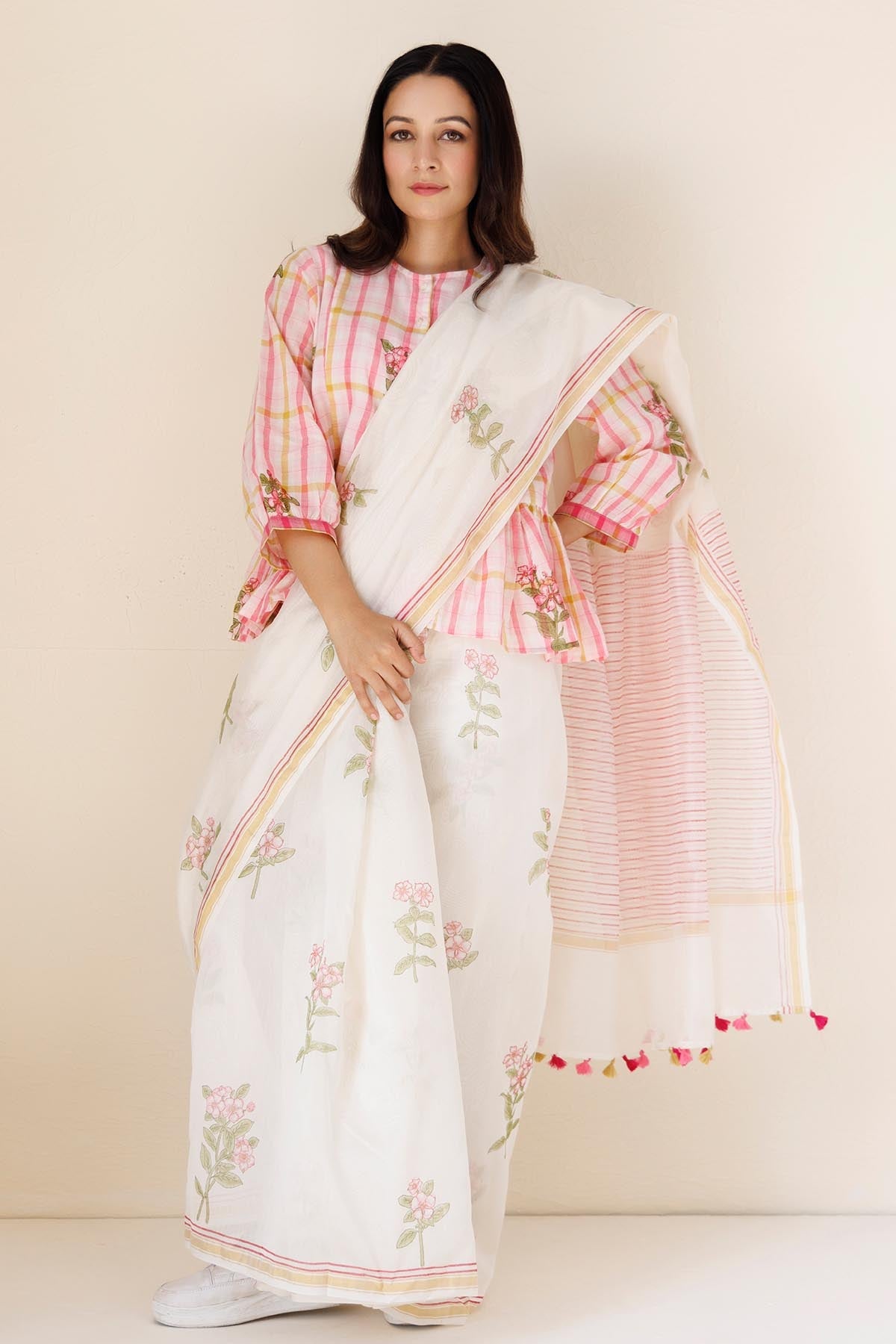 Buy White Chanderi Printed Saree by Label Surabhi Raj for women online at ScrollnShops