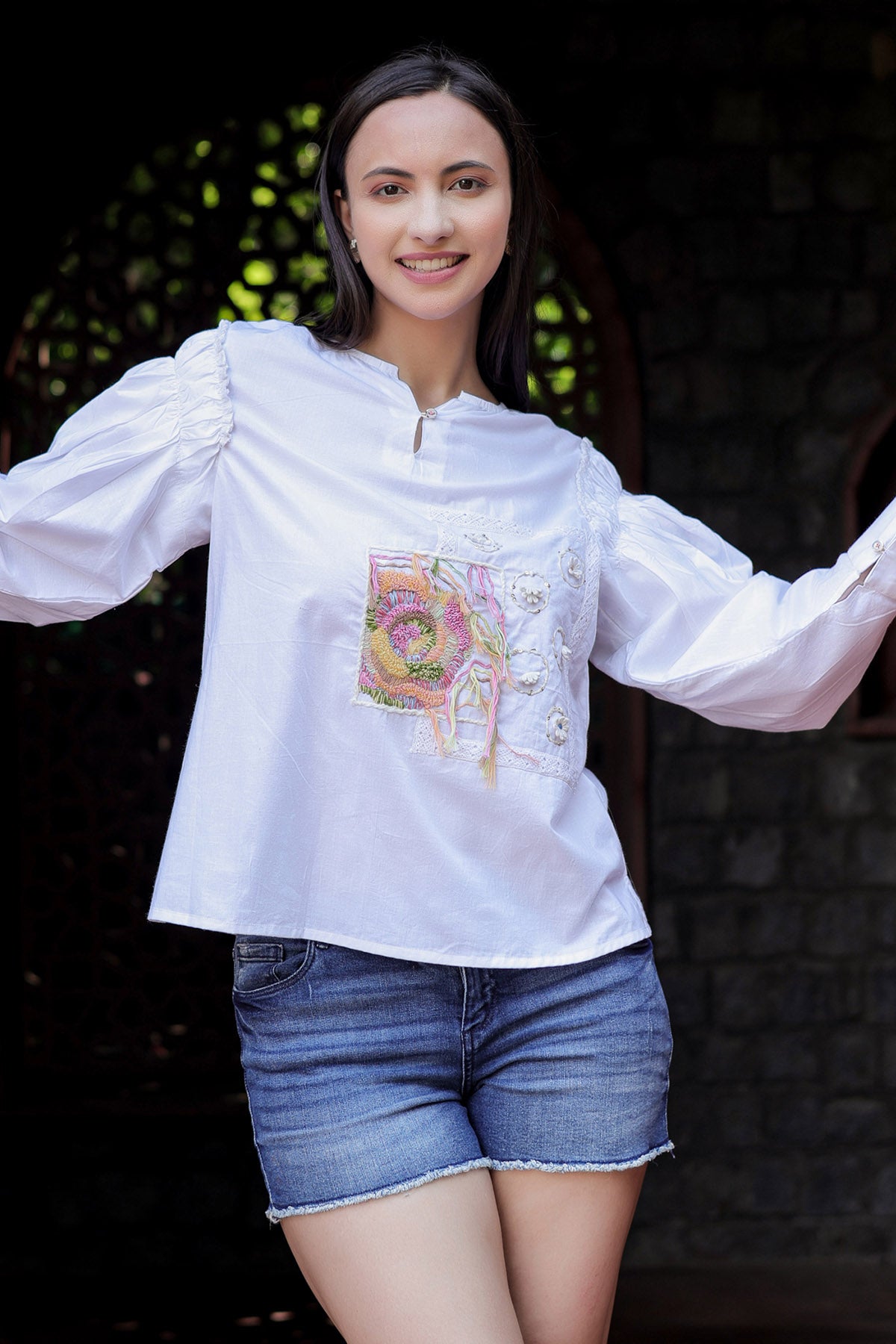 White Cotton 3D Embroidered Top