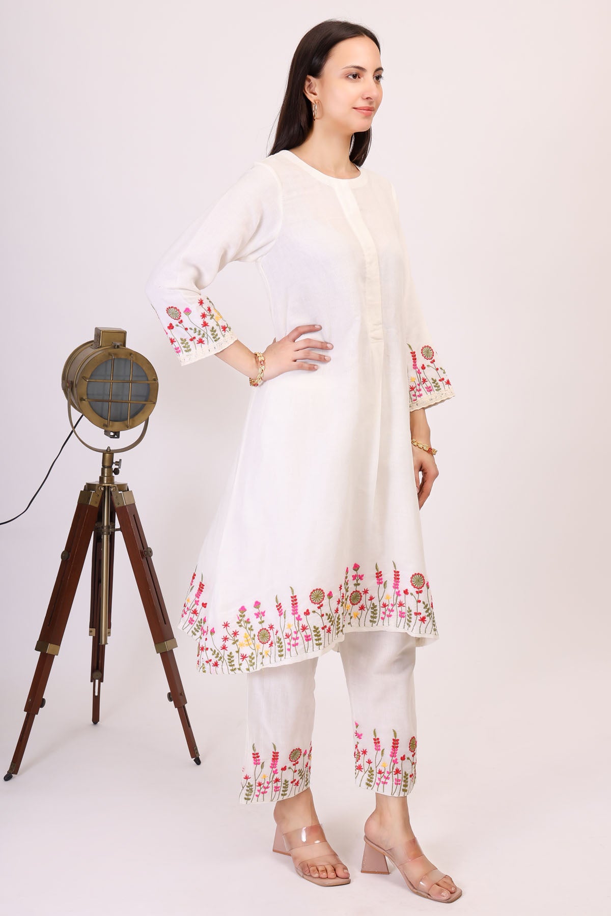 White Embroidered Kurta & Pants