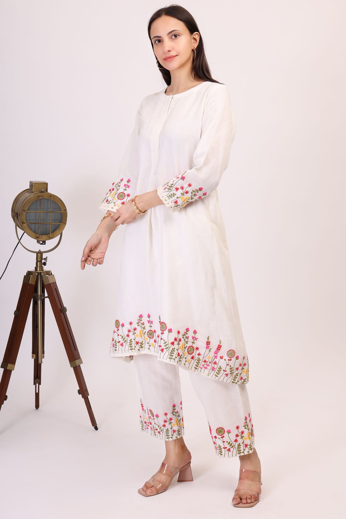 White Embroidered Kurta & Pants