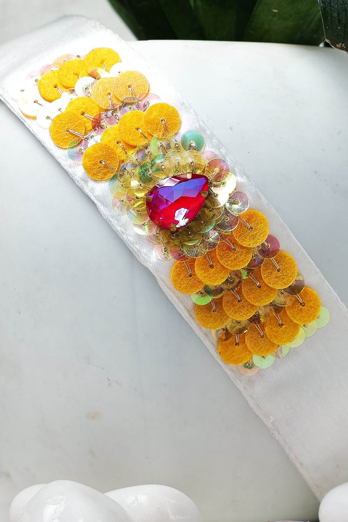 White Embellished Beads Belt