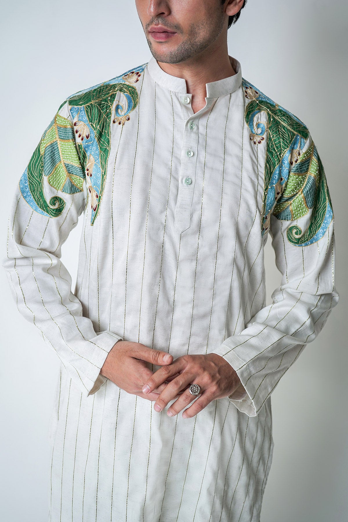 White Floral Kurta And Pants