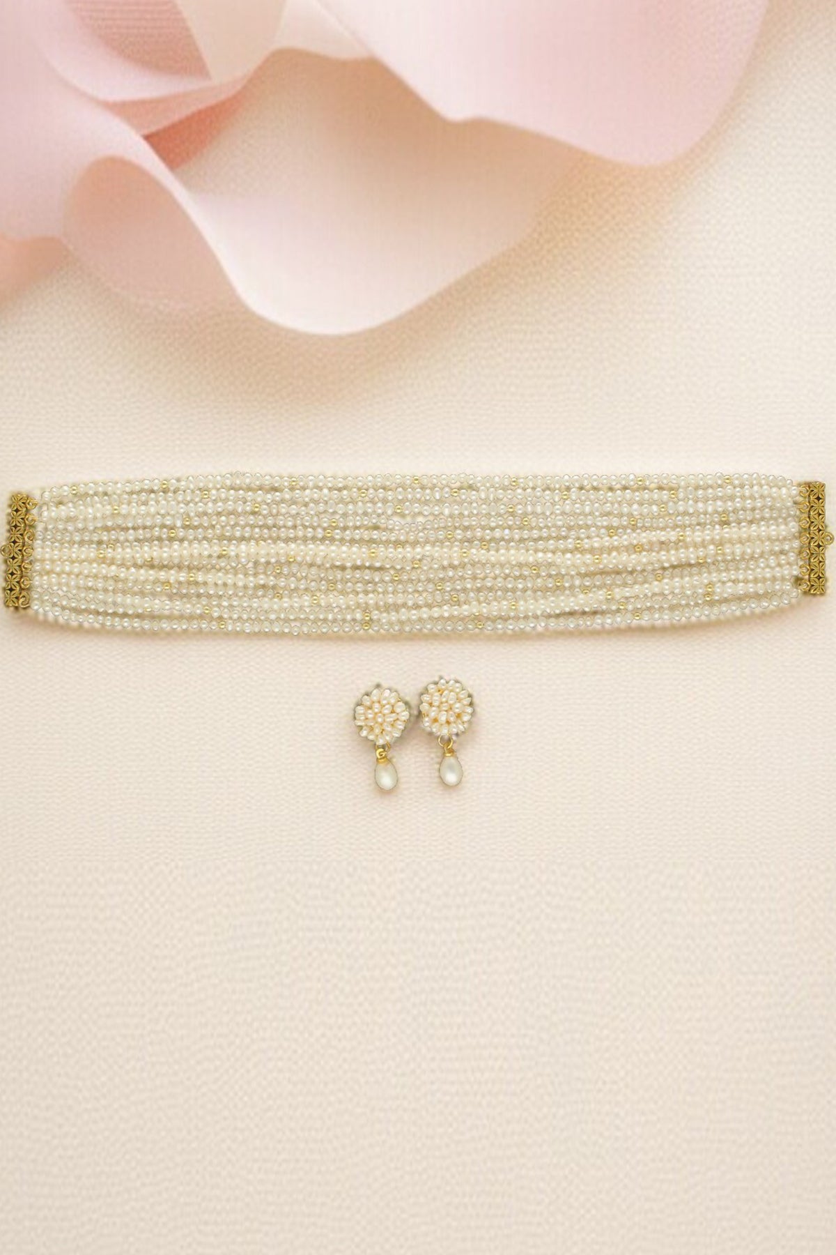 White Fourteen Line Choker Set