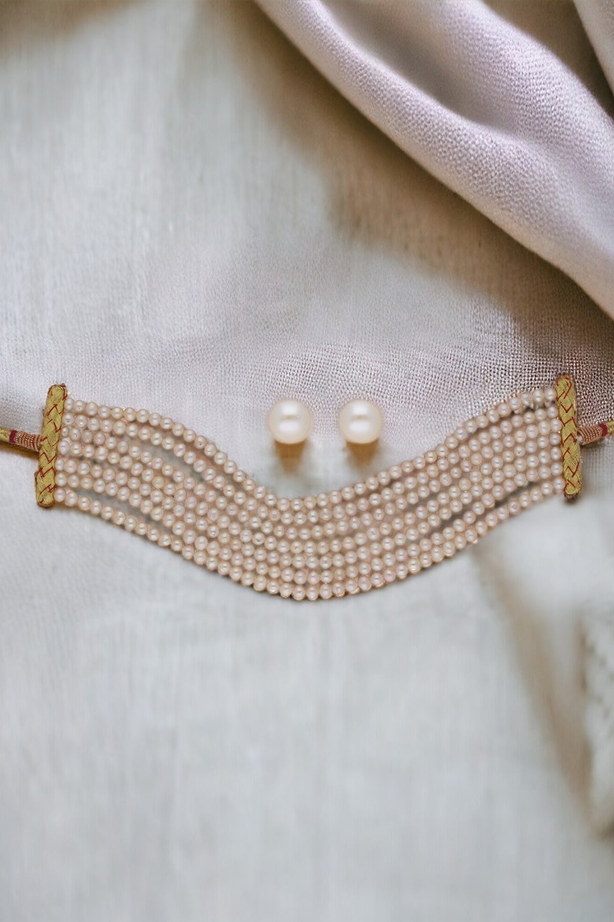 White Fresh Pearls Choker Set
