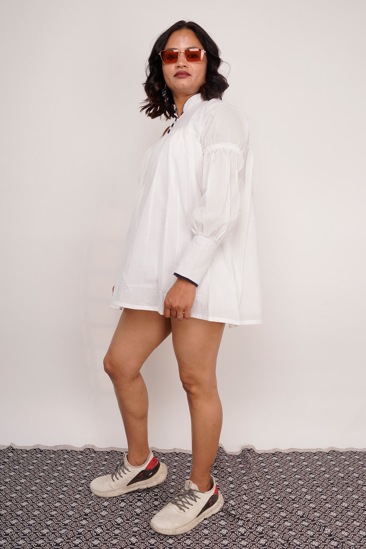 White Full Sleeves Balloon Top