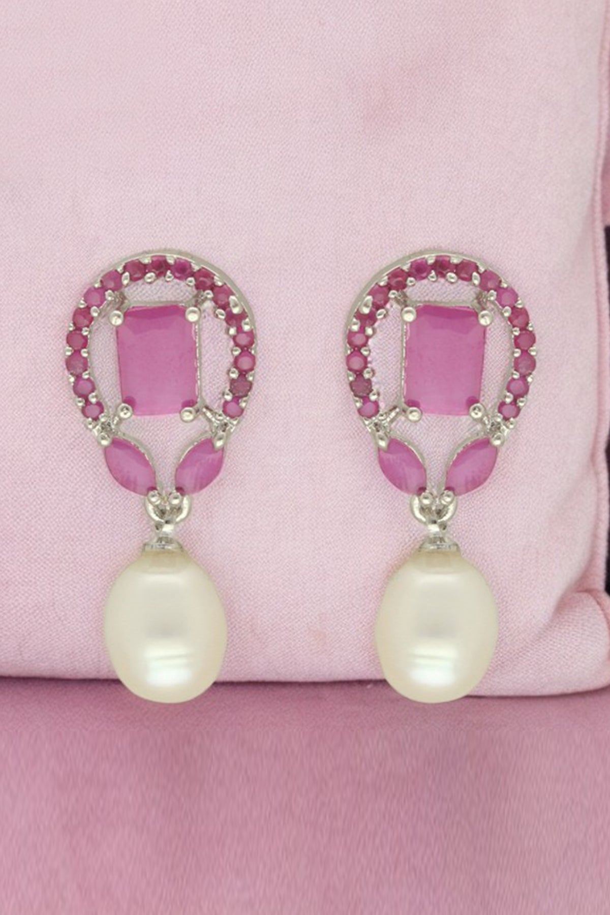 White Oval Color Stone Earring