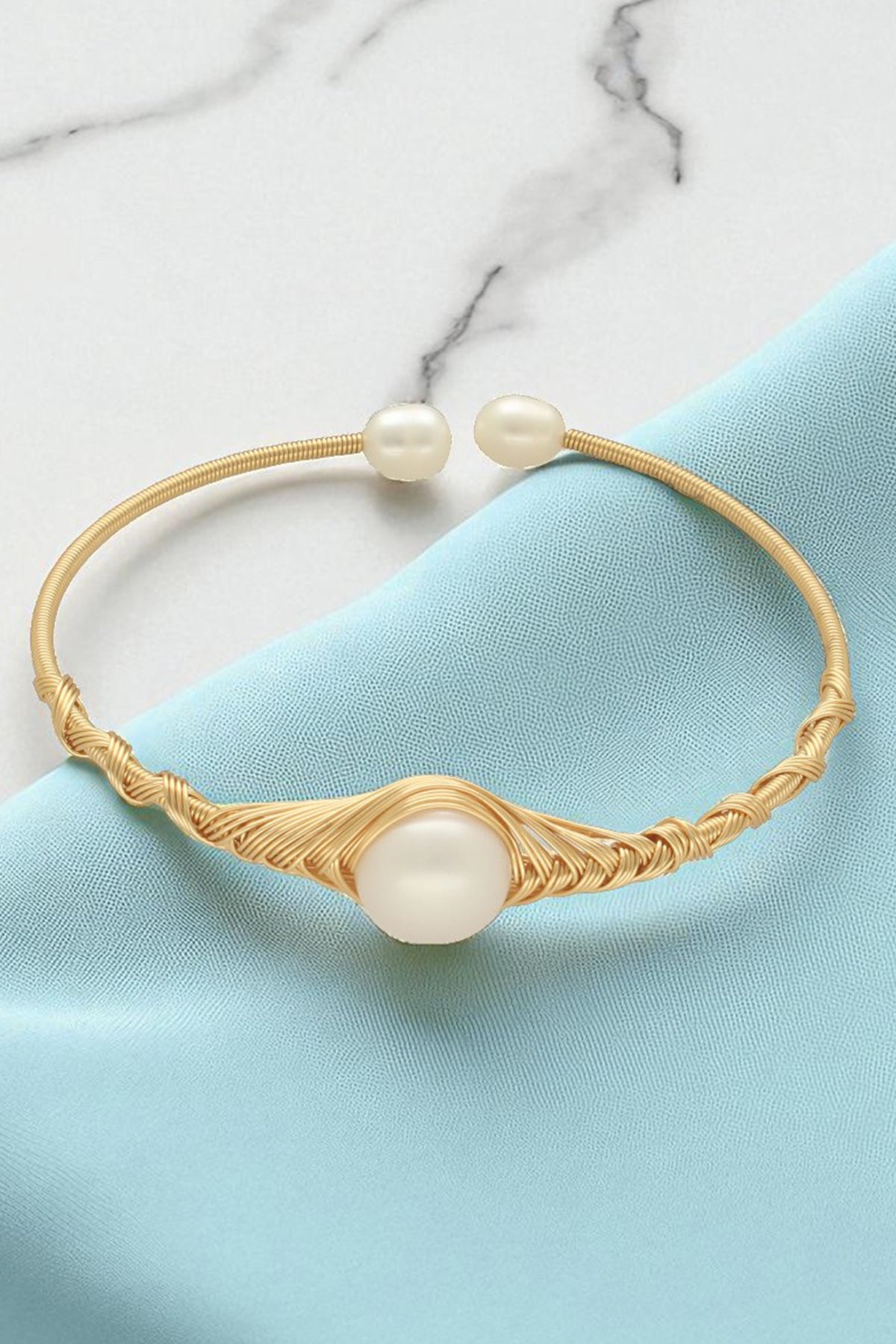 White Oval Freshwater Bracelet