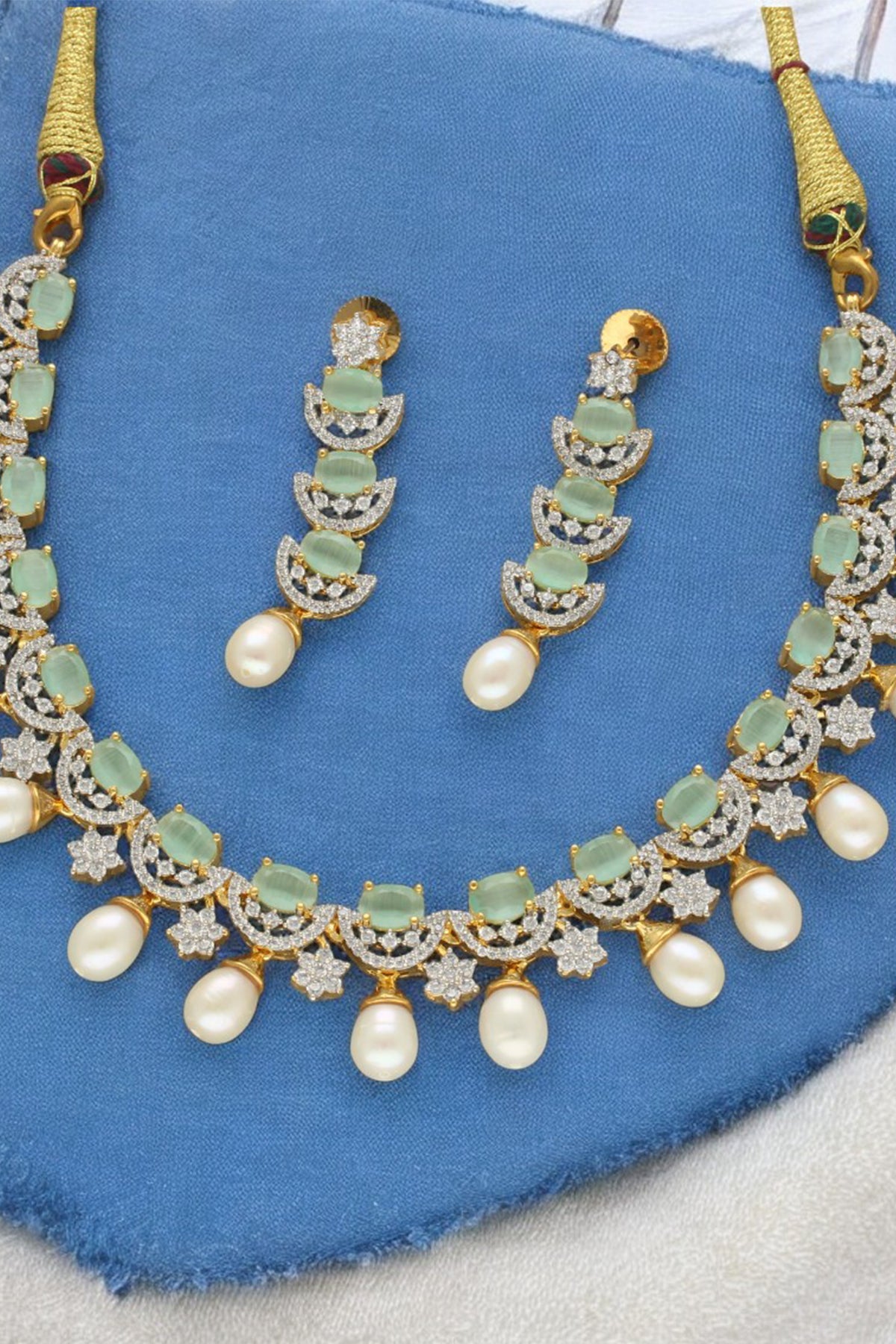 White Oval Necklace & Earring