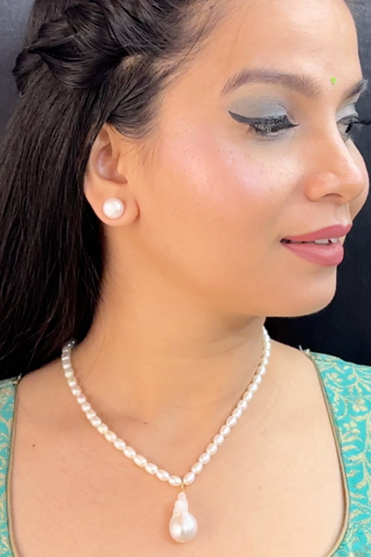Buy White Oval Pearl Necklace Set for women by J Pearls online available at scrollnshops